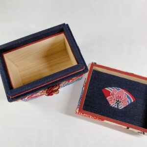 kimono art box – bingata inspired furisode silk with floral motifs